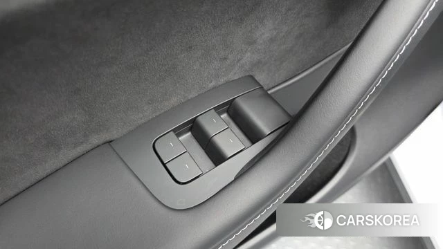 Tesla Model Y id 4650127 из Кореи 19