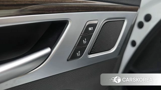 Genesis G80 id 4836987 из Кореи 19
