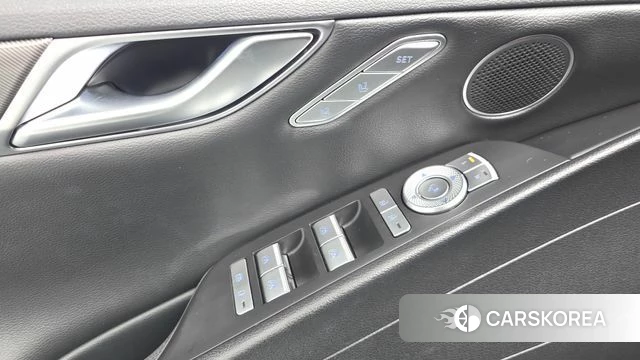 Genesis G80 (RG3) id 4676558 из Кореи 19