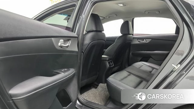 Kia Come New K3 id 4551958 из Кореи 19