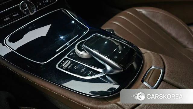 Mercedes-Benz E-Class W213 id 4760162 из Кореи 19