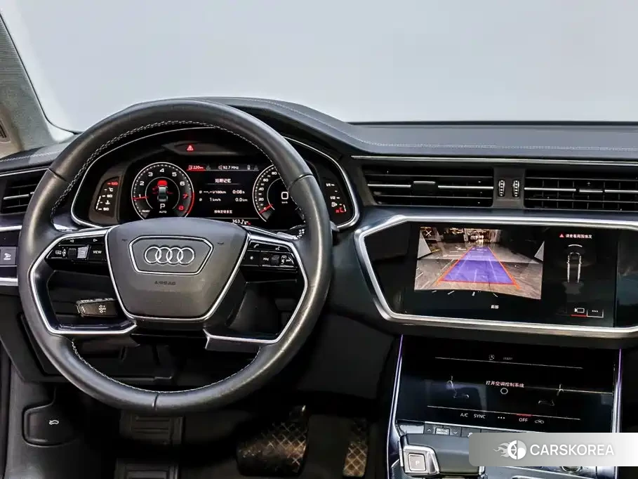 Audi A7L id 4649382 из Китая 19