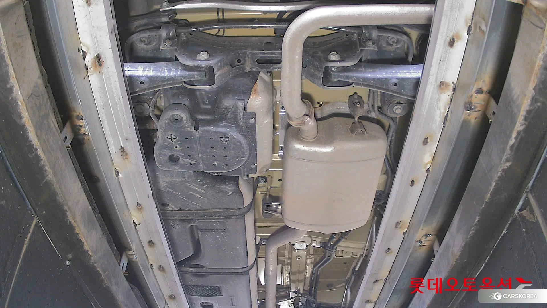 Kia Carnival id 3882095 из Кореи 19