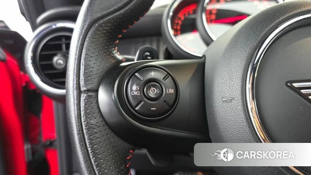 Mini Cooper S id 4595828 из Кореи 19