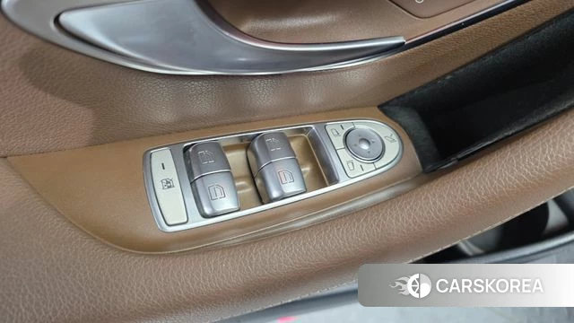 Mercedes-Benz E-Class W213 id 4637182 из Кореи 19