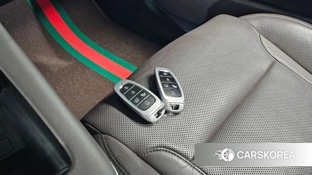 Hyundai The New Grandeur IG id 4186608 из Кореи 19