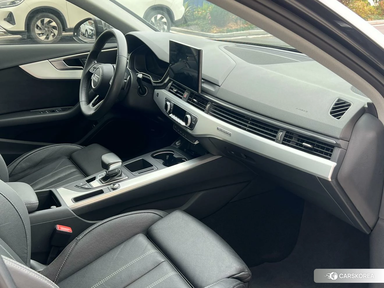 Audi A4L id 4493044 из Китая 19