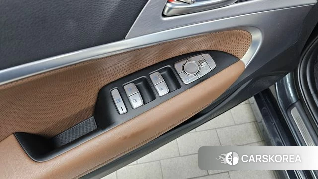 Genesis G70 id 4351189 из Кореи 19