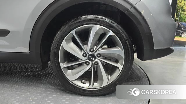 Kia Niro id 4417210 из Кореи 19