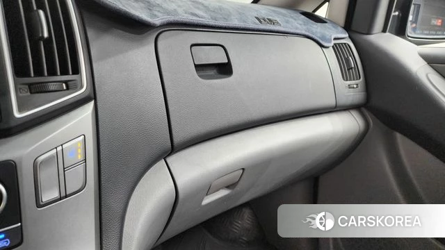 Hyundai The New Grand Starex id 4769905 из Кореи 19