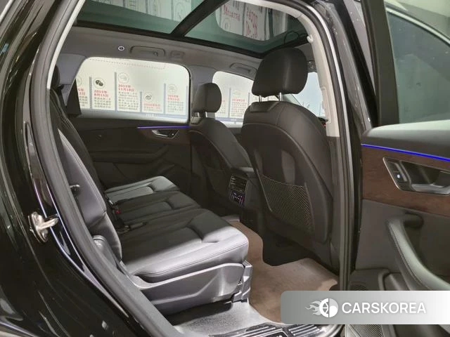 Audi Q7 id 4380732 из Китая 19
