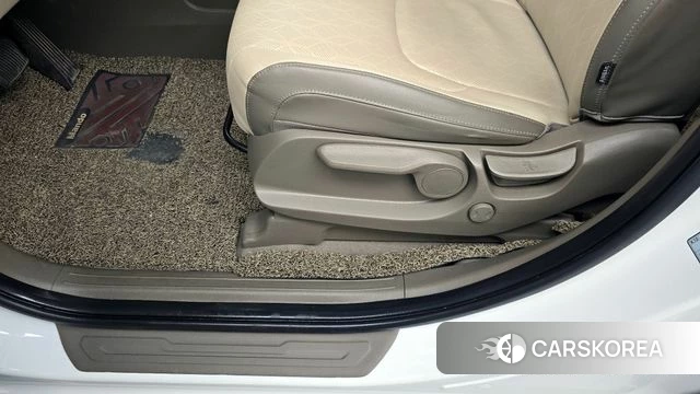 Kia Carnival 4th generation id 4231881 из Кореи 19