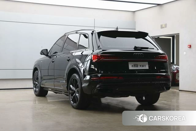 Audi Q7 id 4271921 из Китая 19