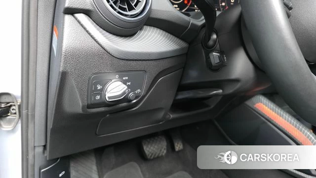 Audi Q2 id 4677053 из Кореи 19