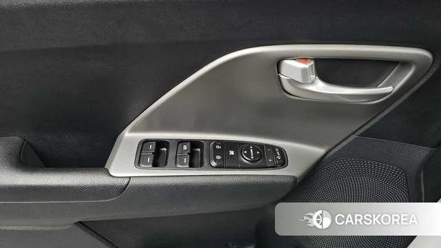 Kia Niro Plus id 4692305 из Кореи 19