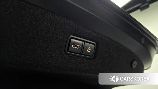 Genesis G90 id 4490772 из Кореи 19