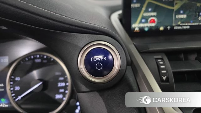Lexus NX300h id 4703403 из Кореи 19