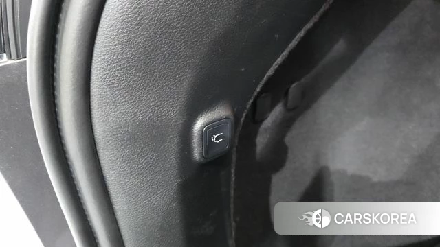 Jeep Cherokee (KL) id 4196090 из Кореи 19