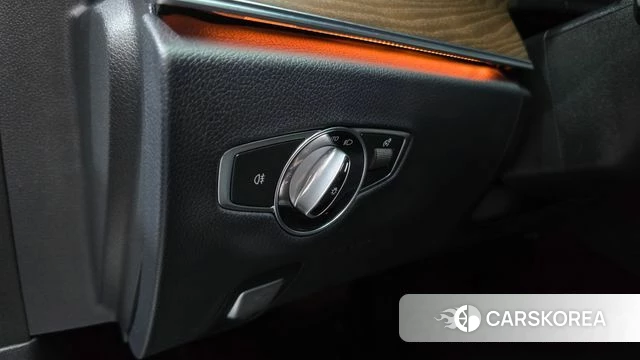 Mercedes-Benz E-Class W213 id 4542421 из Кореи 19