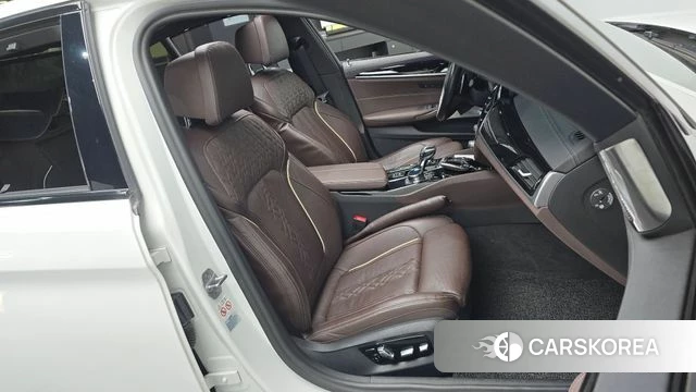 BMW 5 Series (G30) id 4792999 из Кореи 19