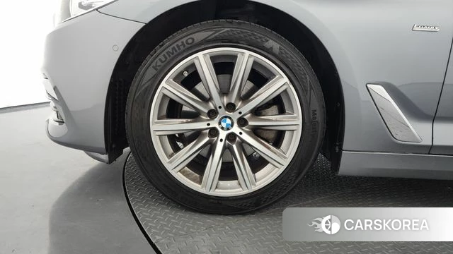 BMW 5 Series (G30) id 4596051 из Кореи 19