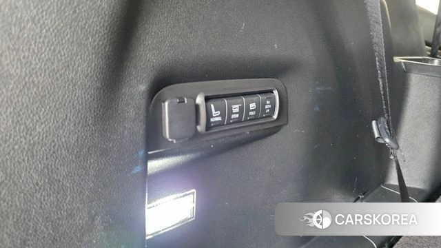 Ford Explorer id 4703478 из Кореи 19
