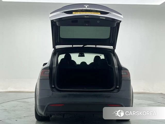 Tesla Model X id 4253407 из Китая 19