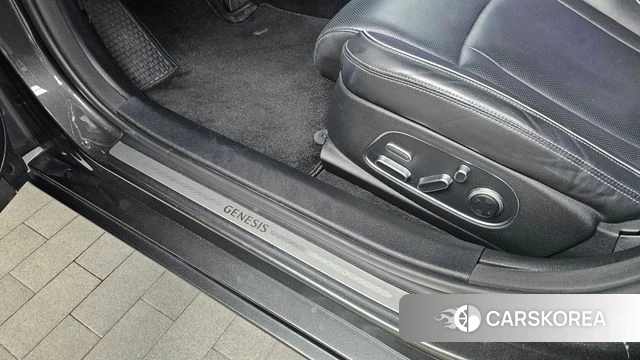 Genesis G90 (RS4) id 4428856 из Кореи 19