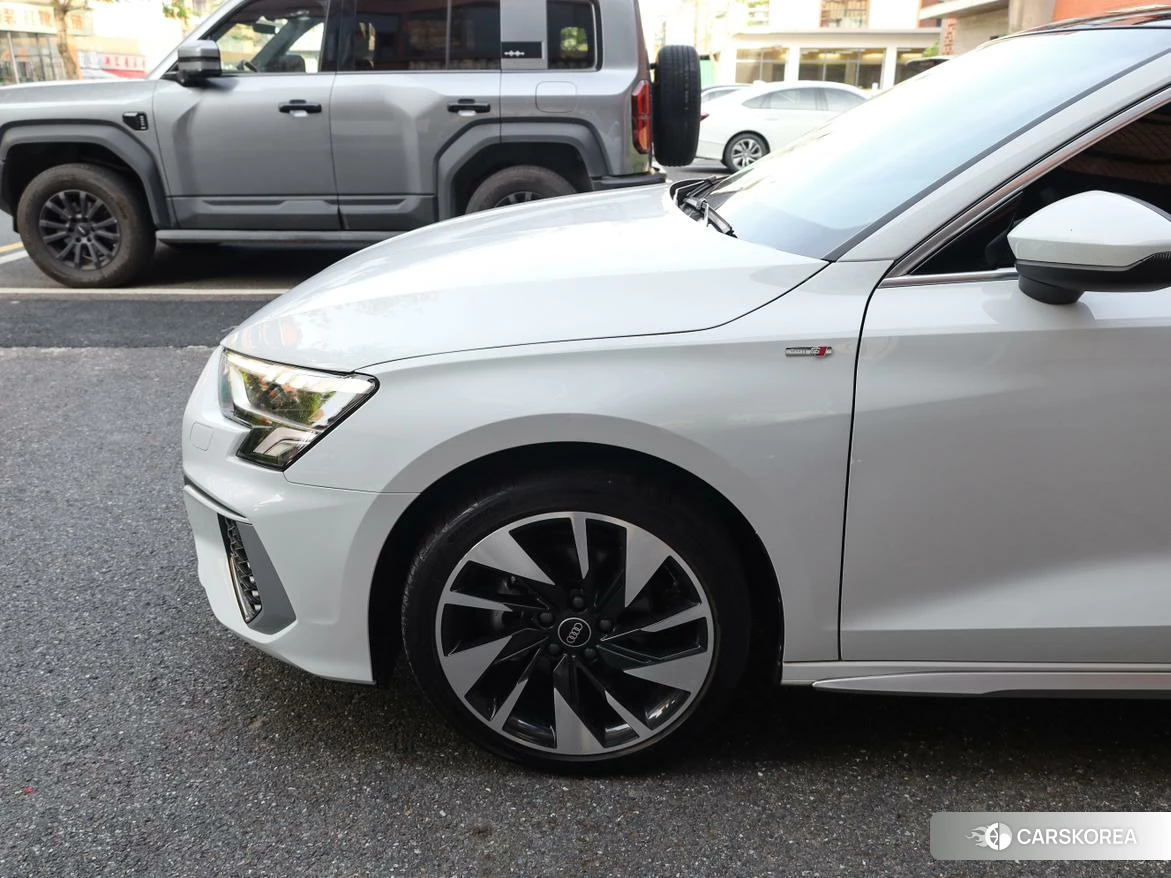 Audi A3 id 4493093 из Китая 18