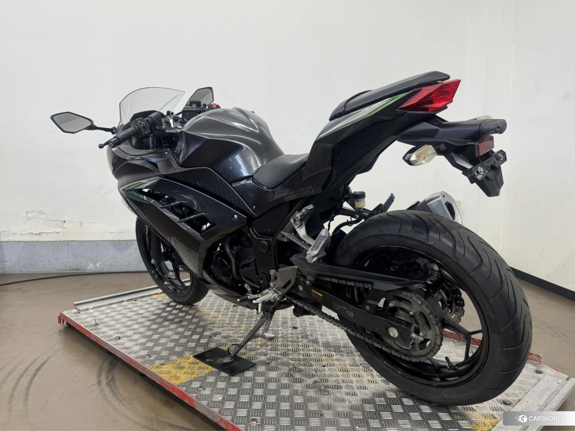 Kawasaki NINJA 250 id 4192810 из Японии 19