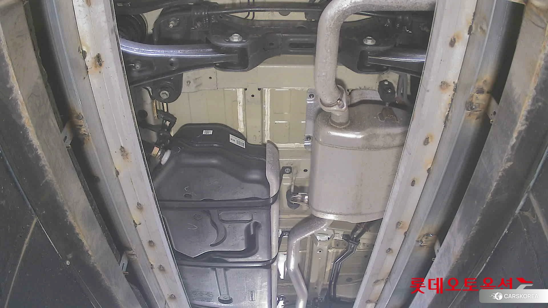 Kia Carnival id 4289627 из Кореи 19