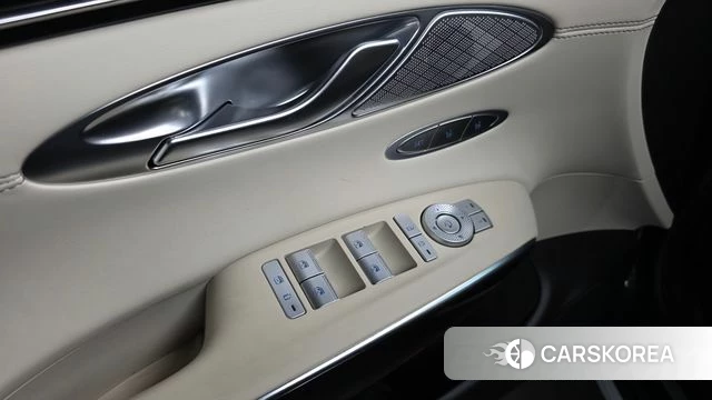 Genesis GV70 id 4244685 из Кореи 19