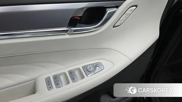 Hyundai The New Grandeur IG id 4618804 из Кореи 19