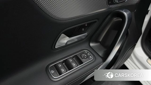 Mercedes-Benz A-Class W177 id 4343519 из Кореи 19