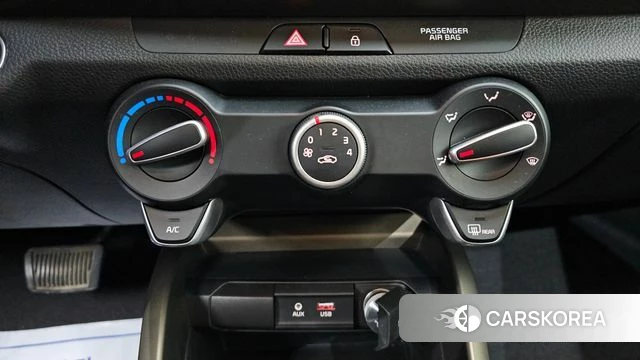 Kia Stonic id 4873509 из Кореи 19