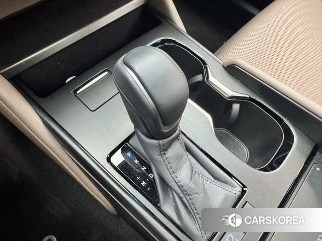 Lexus ES id 4367476 из Китая 19