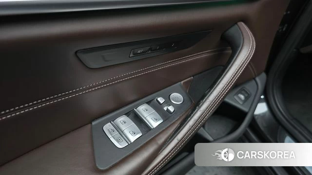 BMW 5 Series (G30) id 4562823 из Кореи 19