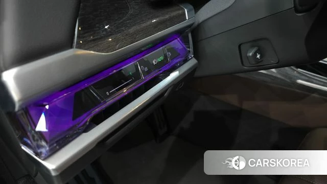 BMW 7 Series (G70) id 4880291 из Кореи 19