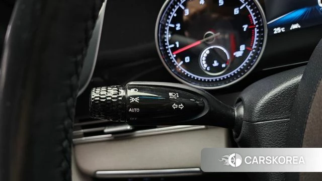 Hyundai The New Grandeur IG id 4250811 из Кореи 19