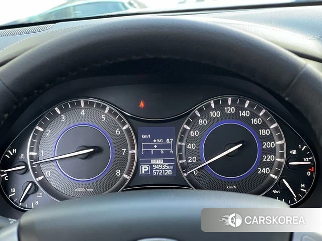 Infiniti QX80 id 4239433 из Китая 19