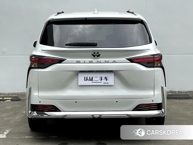 Toyota Saina id 4182687 из Китая 19