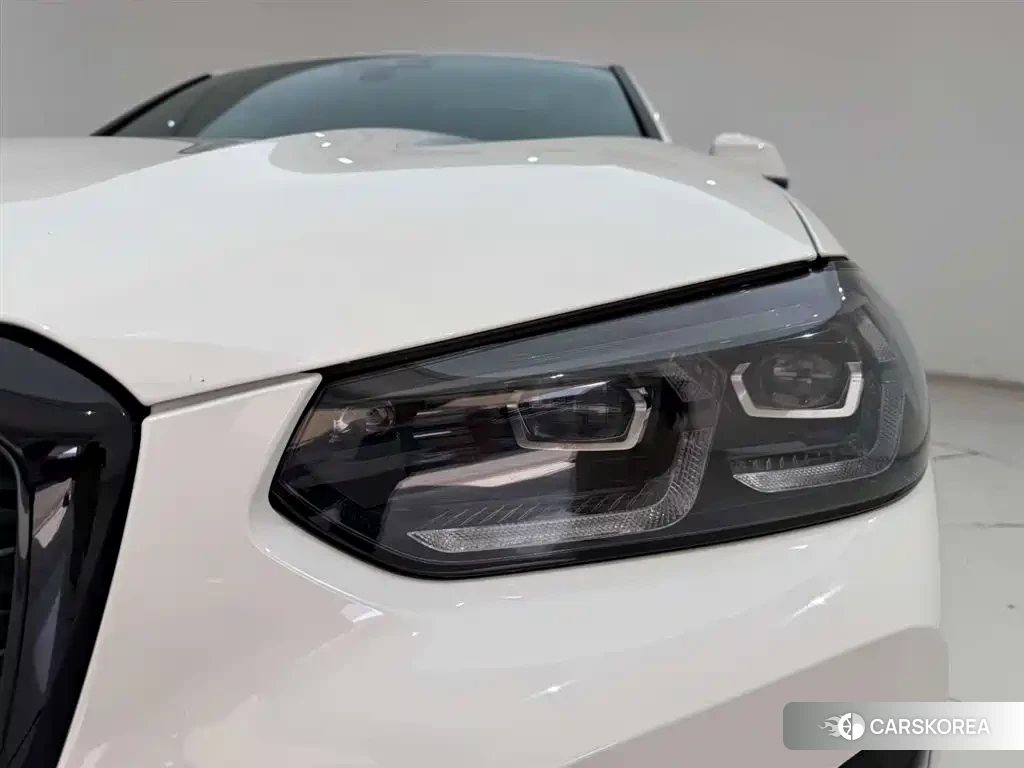 BMW X4 id 4545835 из Китая 19