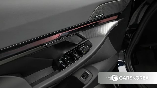 BMW 5 Series (G60) id 4719540 из Кореи 19