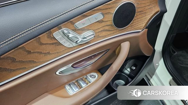 Mercedes-Benz E-Class W213 id 4396661 из Кореи 19