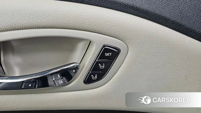 Kia The New Carnival id 4672382 из Кореи 19