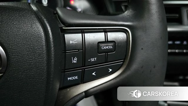 Lexus UX250h id 4322424 из Кореи 19