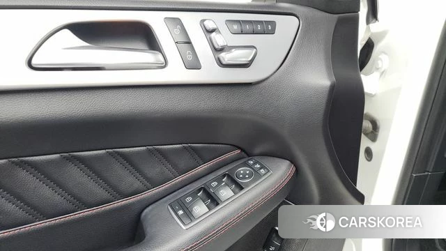 Mercedes-Benz GLE - Class W166 id 4424801 из Кореи 19
