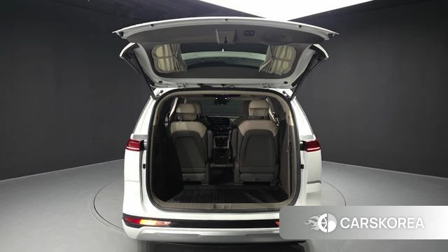 Kia Carnival 4th generation id 4337650 из Кореи 19