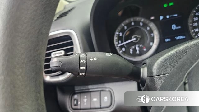 Hyundai Venue id 4423555 из Кореи 19