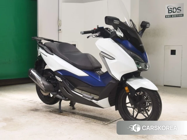 Honda FORZA id 4193837 из Японии 19